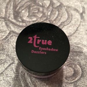 2true eyeshadow dazzlers